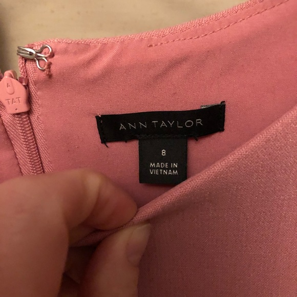 SOLD Ann Taylor pink Flare dress size 8 - Picture 3 of 6